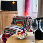 2 Bedroom Lovely Apartment In Oostende