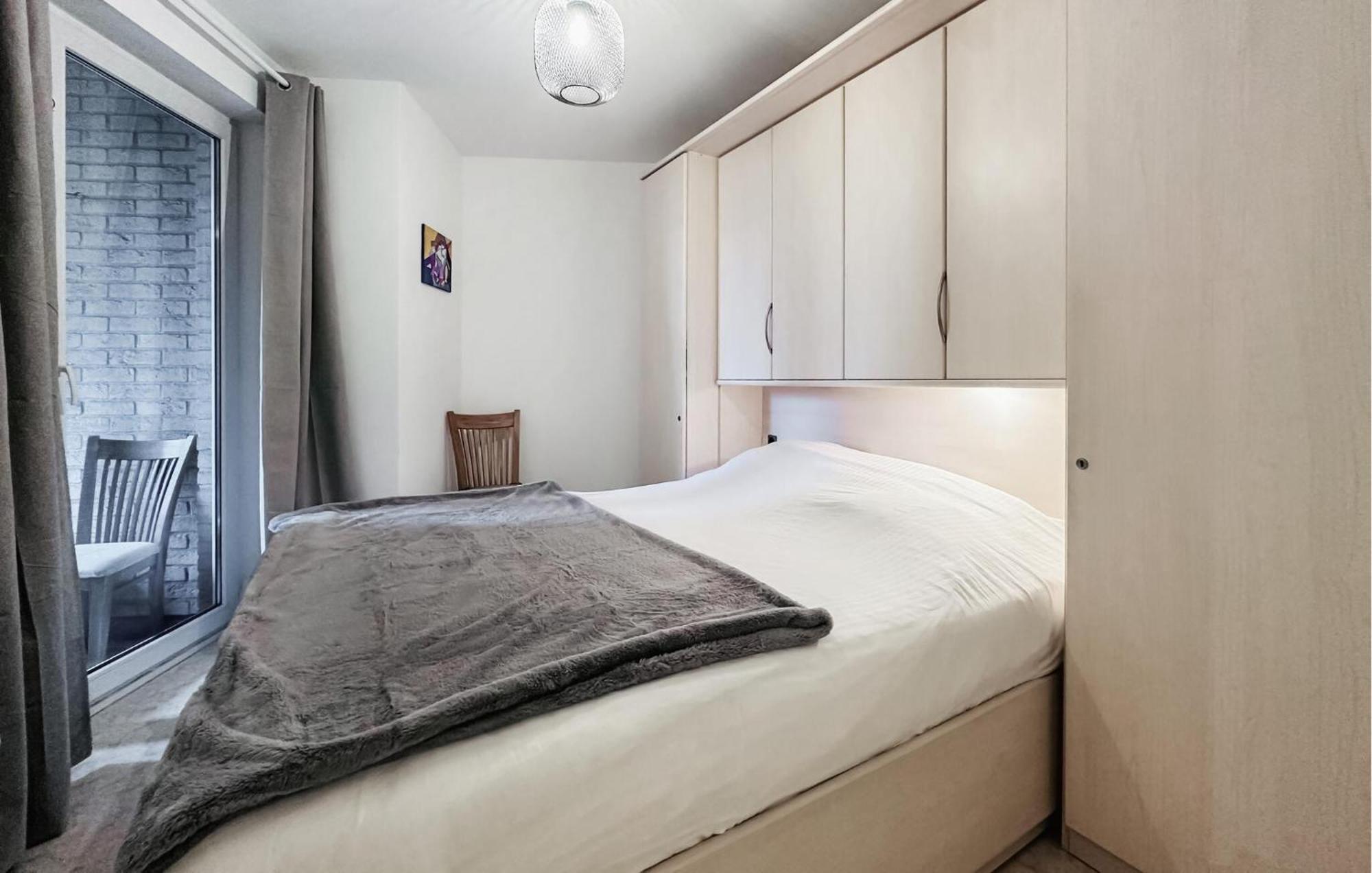 Appartement 2 Bedroom Lovely In *