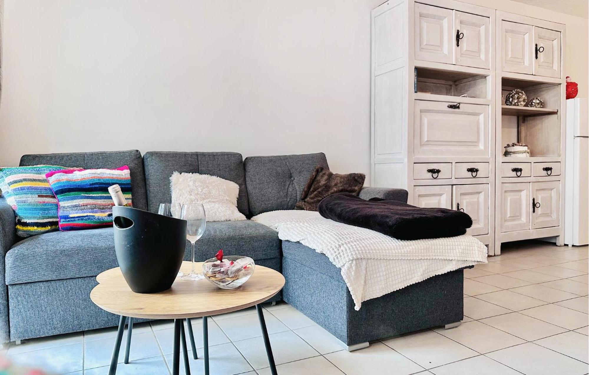 2 Bedroom Lovely In Apartmán Ostende