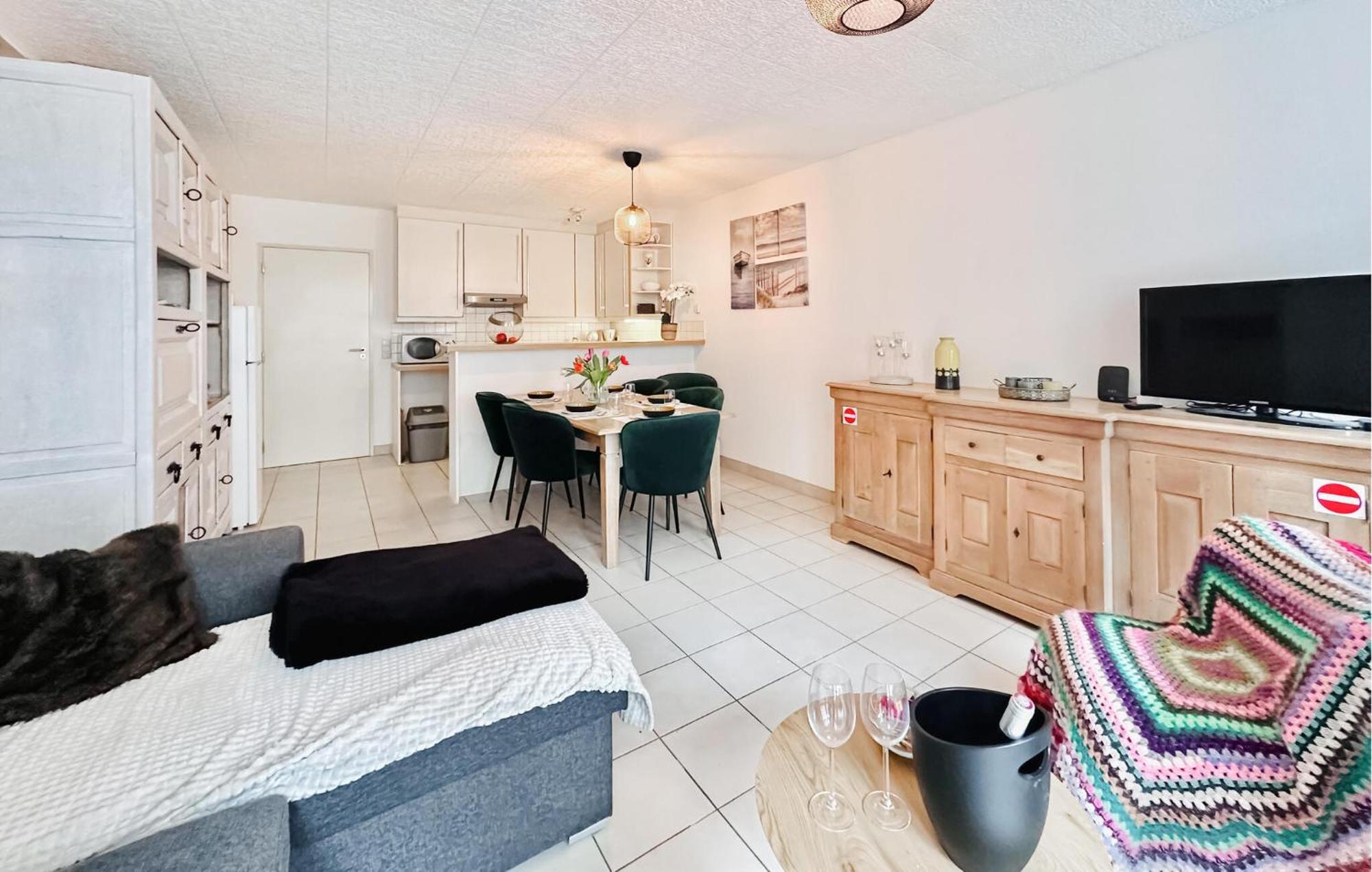 2 Bedroom Lovely In * Ostende